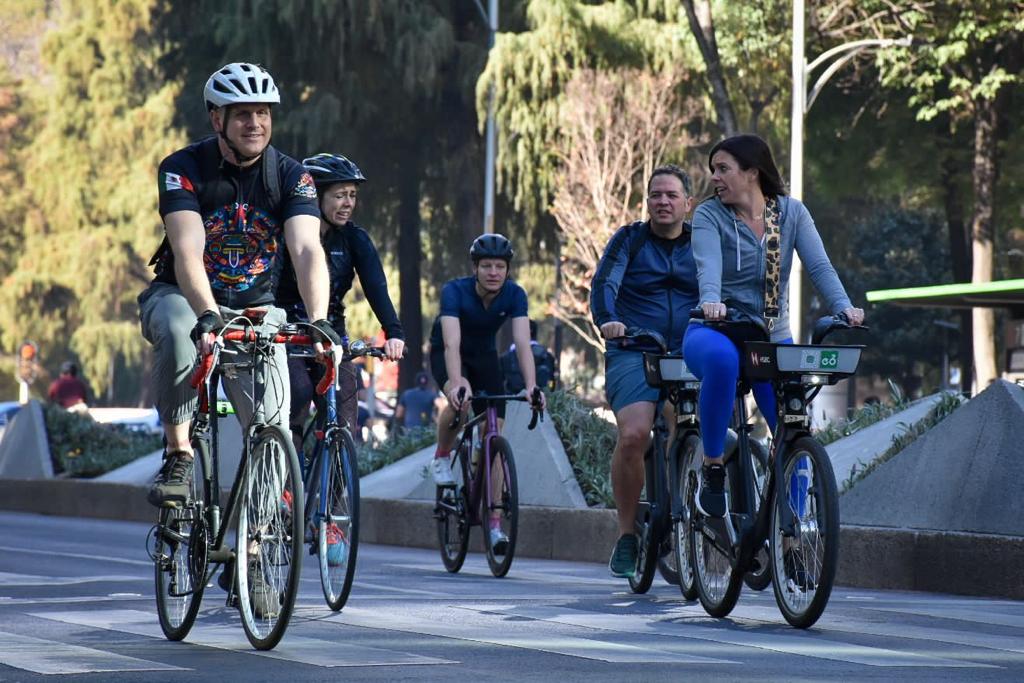 Participan 80 Mil Ciclistas Patinadores Y Corredores En El Primer