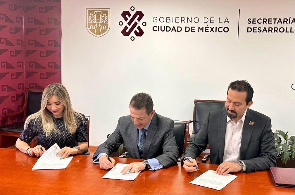 Firman SEDECO Y PRODECON Convenio Para Impulsar Y Capacitar A Mipymes