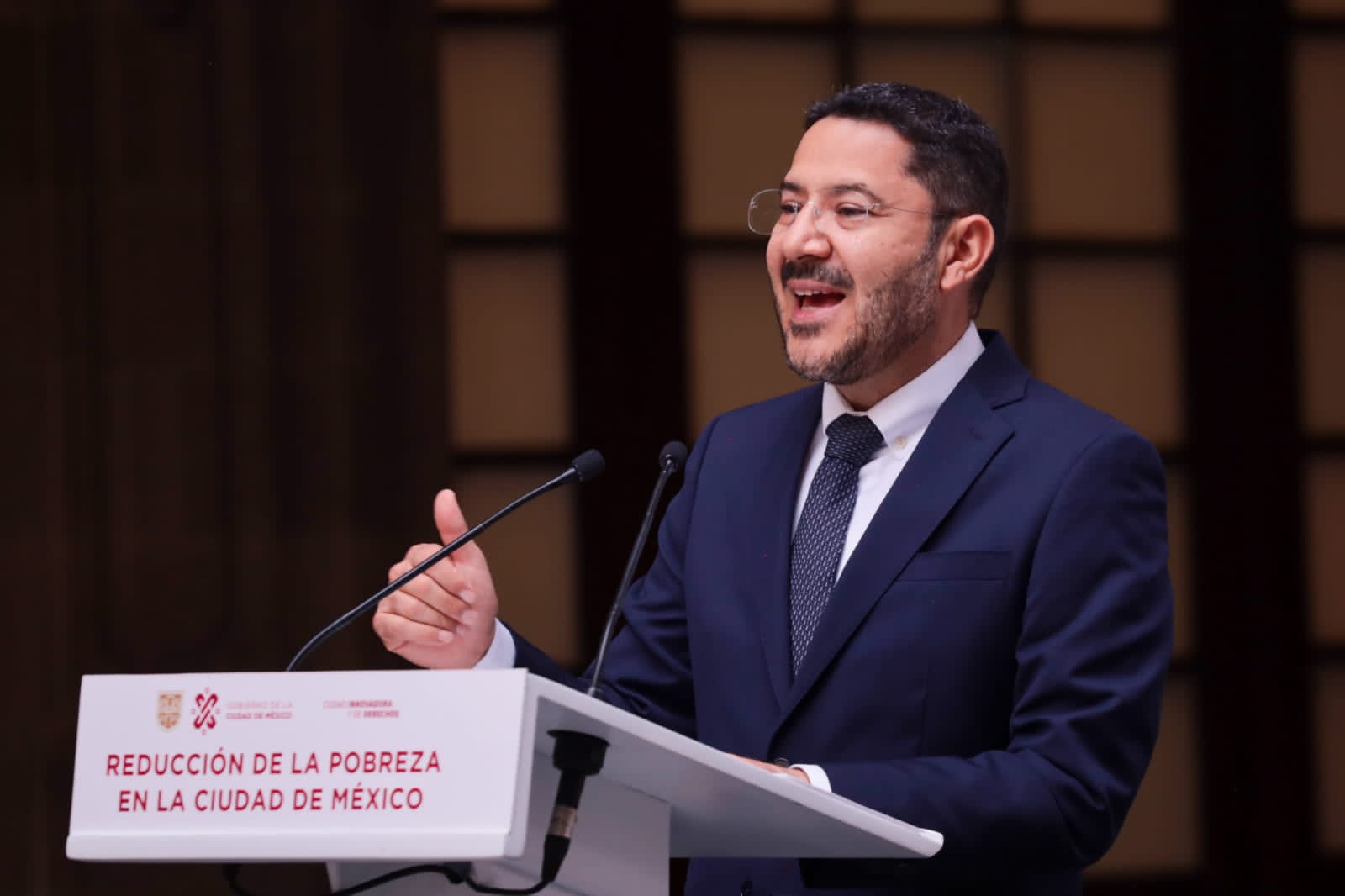 FOTO - INFORME DE REDUCCIÓN DE LA POBREZA EN LA CIUDAD DE MÉXICO (4).jpeg