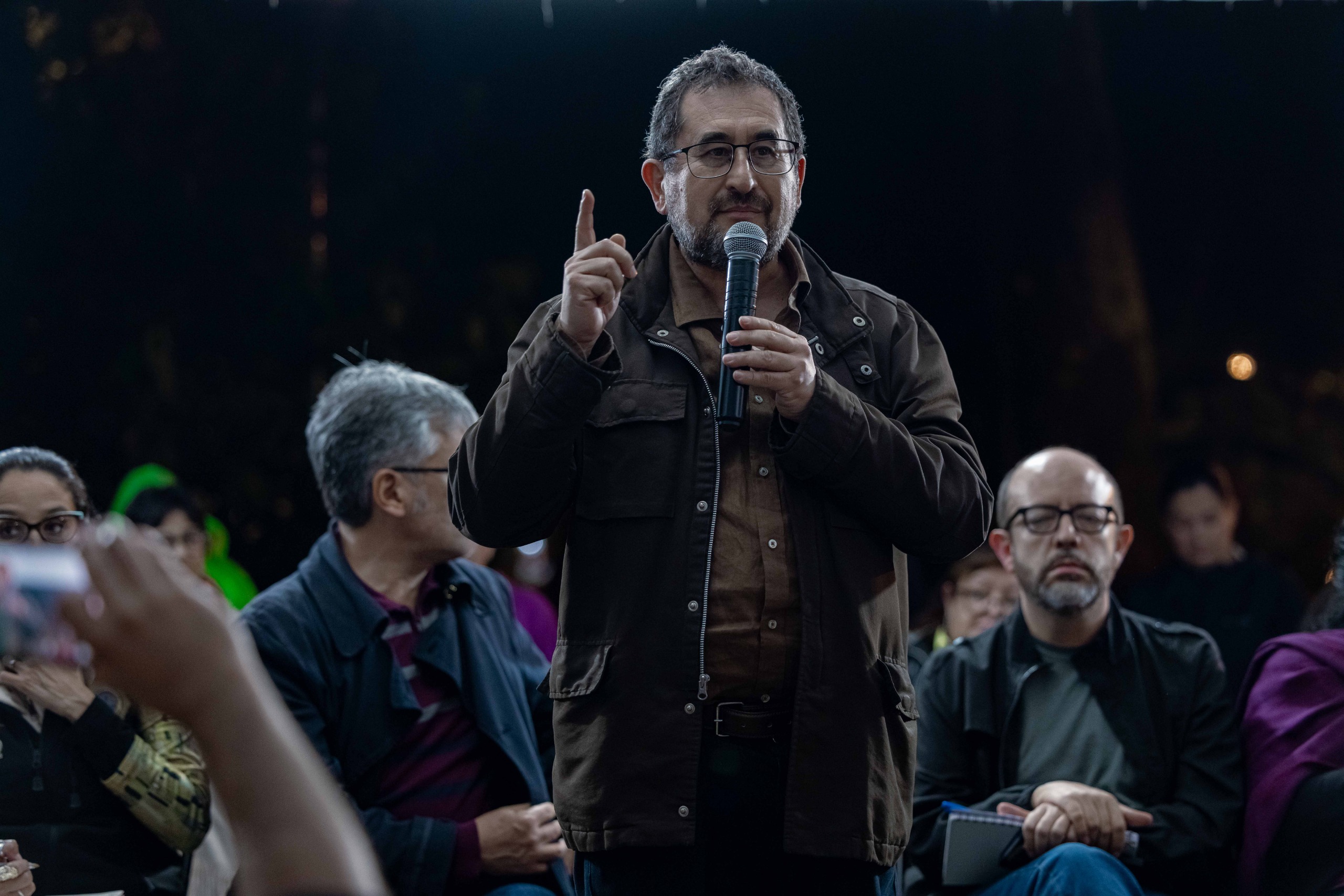 CCRAVIOTO asamblea Roma Condesa.jpeg
